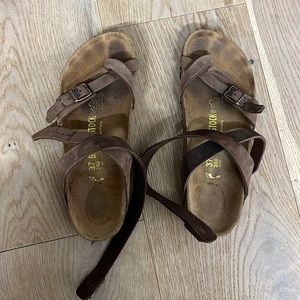 Birkenstock Yara Oiled Leather Sandals